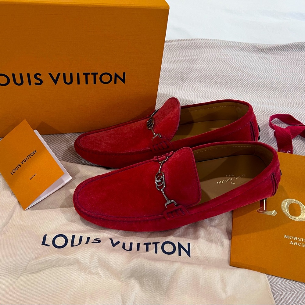 Men’s Louis Vuitton Loafers. True to size. Are an 8 but wears as a 10.